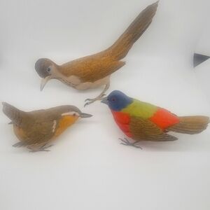 Vintage Handcarved Wooden Bird Figurine Set